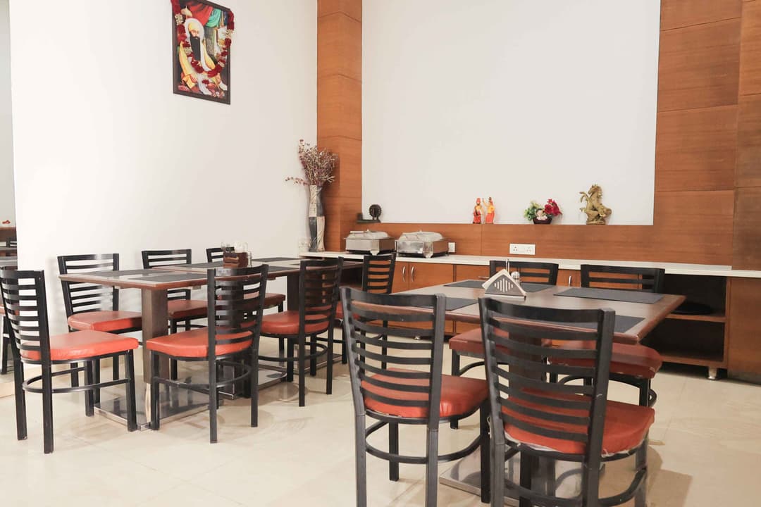 Gossip – Multicuisine Vegetarian Dining Restaurant
