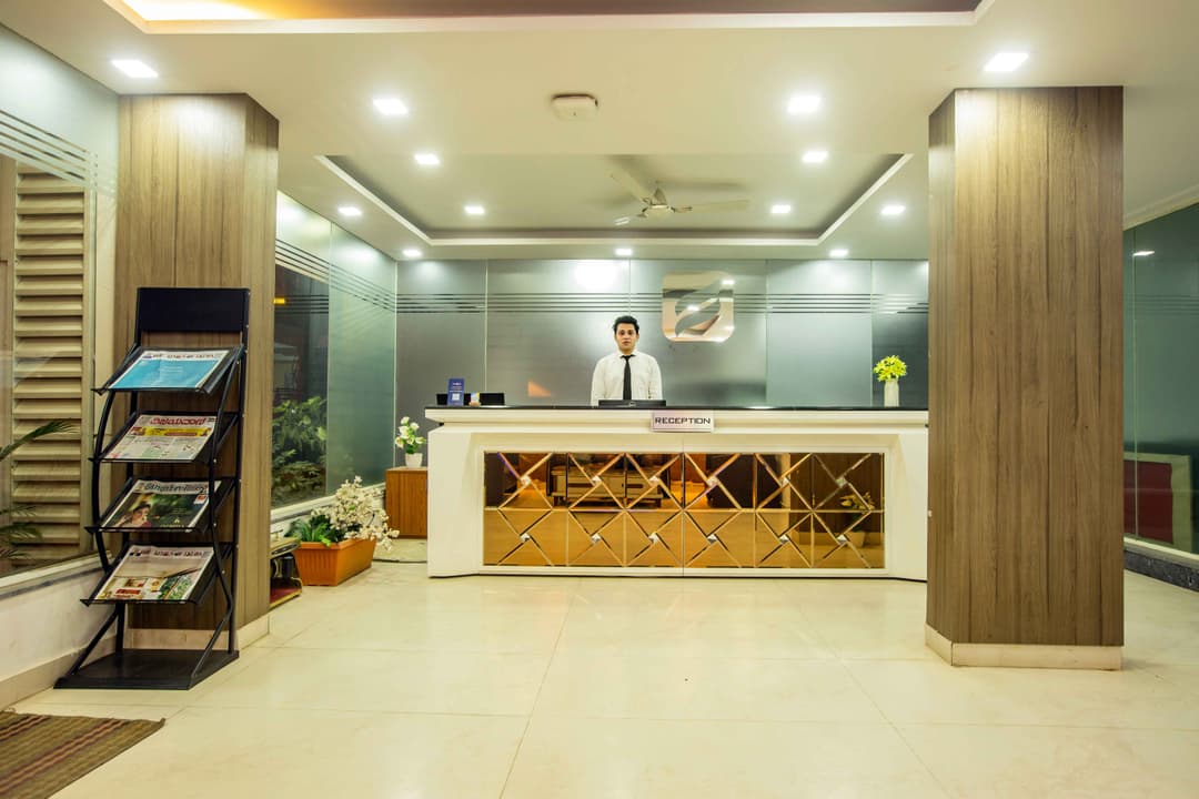 Reception & Lobby